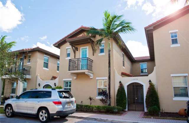 14620 SW 15 Street photos photos