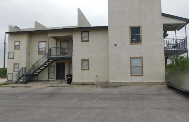 105 Rockwell - 105 Rockwell Way, Del Rio, TX 78840