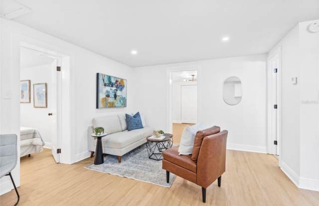 Charming 2BR House in Tampa photos photos