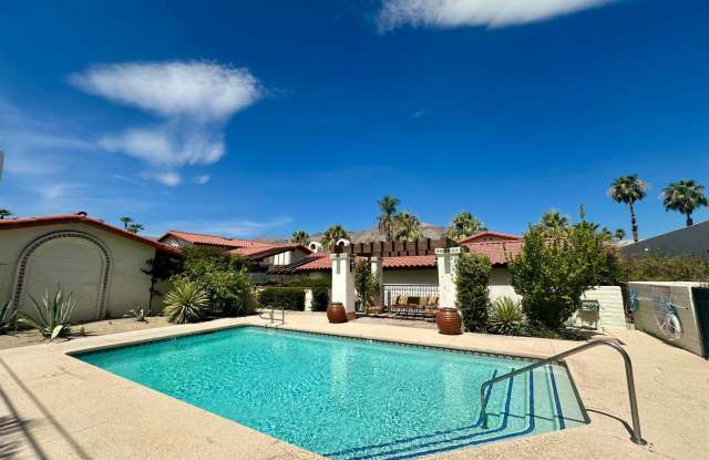 AVAILABLE NOW! 2 Bedroom 2 Bathroom Condo in Palm Desert photos photos