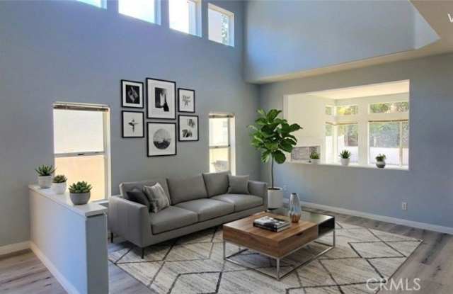 8226 E White Fir photos photos