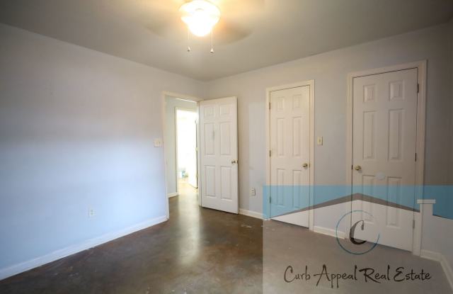 2 bed / 1 bath house - Bono Gallery 4