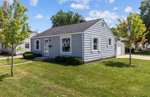 2 Bedroom House in Green Bay photos photos