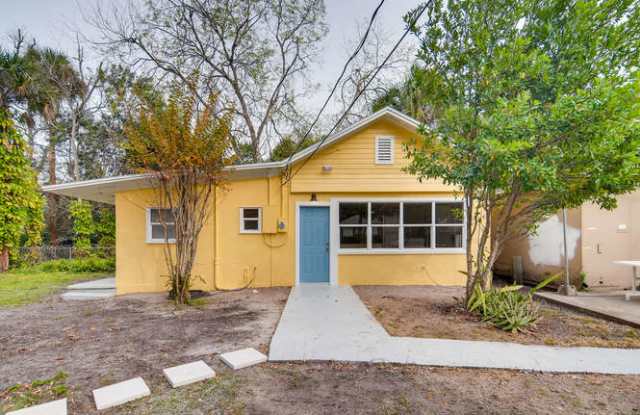 1116 Main St. B photos photos