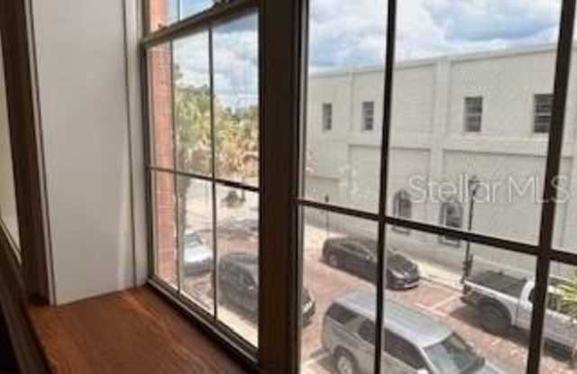 44 S MAGNOLIA Avenue Gallery 2