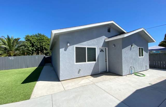 One Story 4BD/2BA w/ Private Yard! (Lease out, pending signatures. Check back in a few days!) - 5109 Ewing Street, San Diego, CA 92115