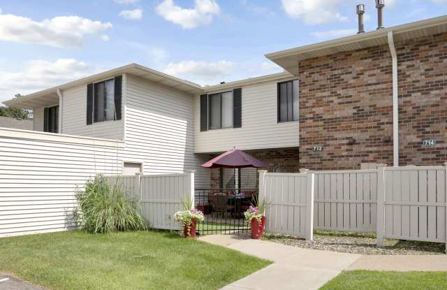Auburn Townhomes photos photos