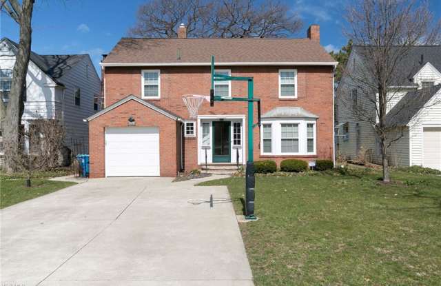1370 West 2nd St - 1370 West 2nd Street, Lorain, OH 44052