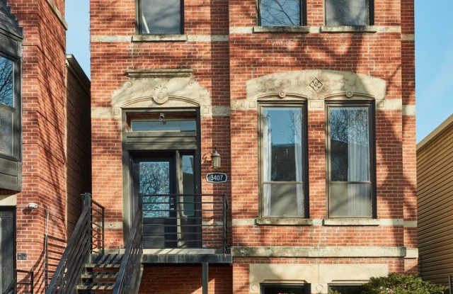 3407 S Indiana Avenue photos photos