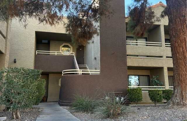 5040 S Rainbow Boulevard photos photos