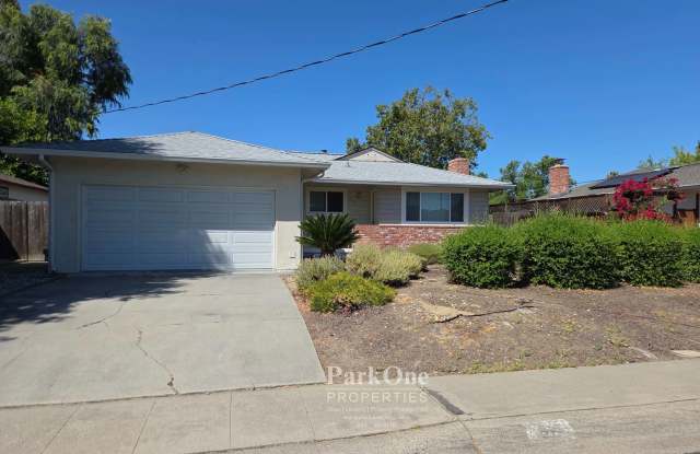 Single story home near Walnut Creek border. photos photos Single story home near Walnut Creek border. photos photos
