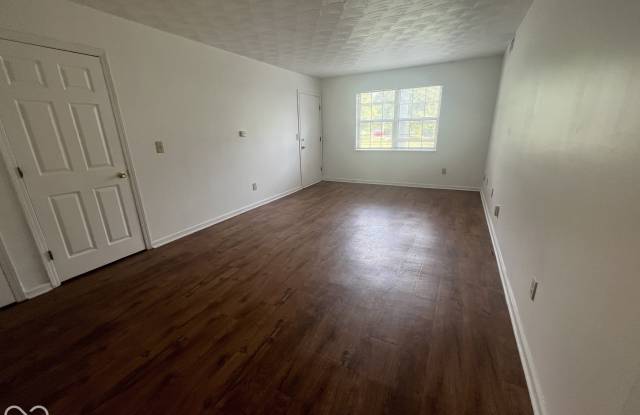 1316 Millerwood Court Gallery 2