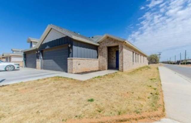 4 Bedroom 2 Bath Unit, Frenship ISD! - 2415 Quitman Avenue, Lubbock, TX 79407
