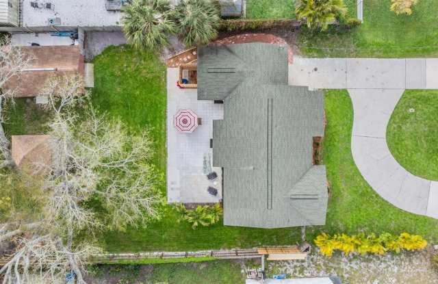 14704 SUNSET Drive Gallery 2