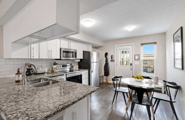 3232 Summerdale Ln photos photos