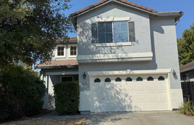 Nice & clean 3 Bedroom, 3 Bath Home in Citrus Heights! Gallery 1