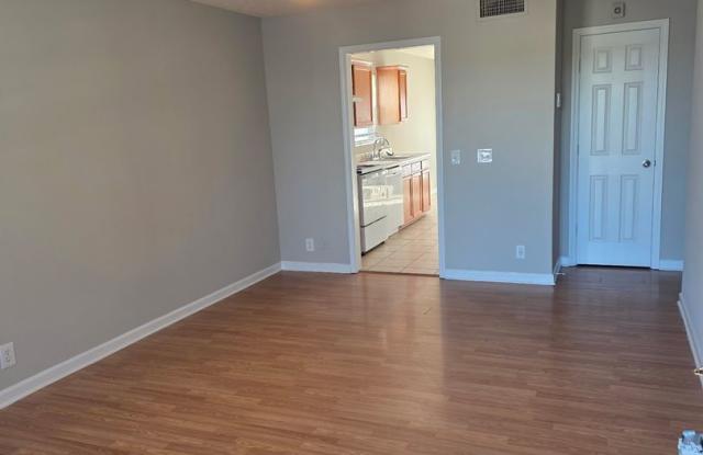 Nice 3 BR, 2 BA, with garage in LaVergne by Carter Realty Advisors Gallery 4