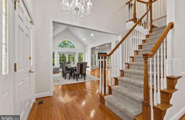 25622 CREEK RUN Terrace Gallery 4