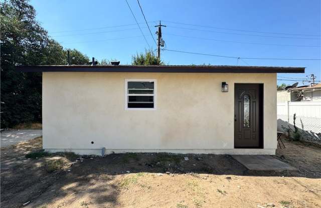 615 W 27th Street photos photos