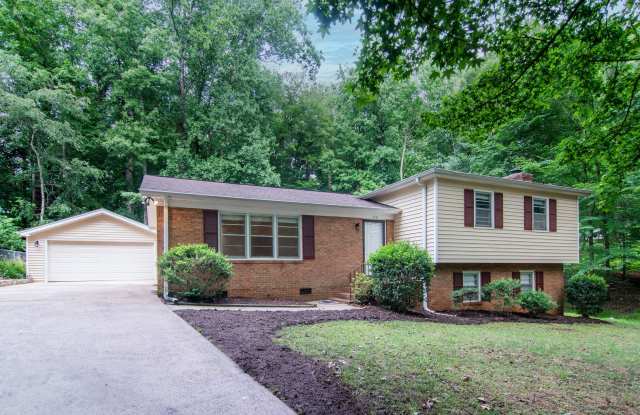 Spacious 4bd/3ba home with large backyard In Durham 10 minutes to Duke! Available Now - 710 Chalice Street, Durham, NC 27705