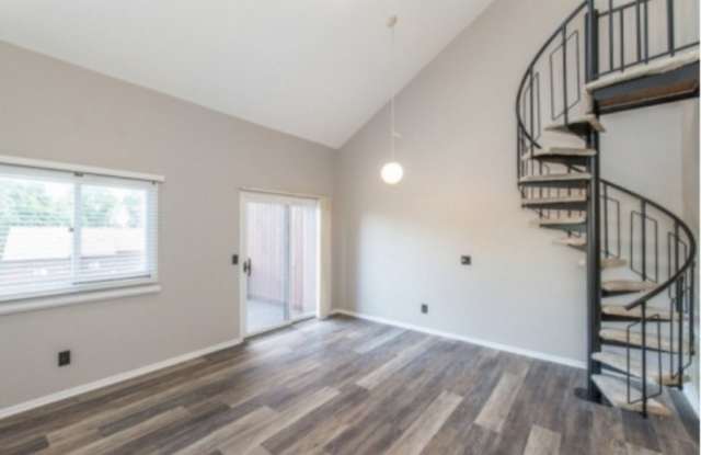 3 Steamboat Dr Unit 10 Gallery 1