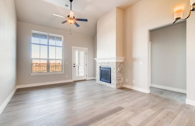 6634 Crystal Downs Dr Unit 203 Gallery 2