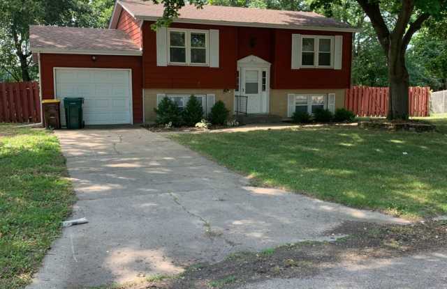 809 Pettit Ct photos photos