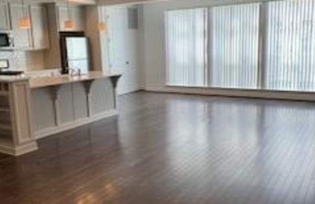 806 MAYER Place Gallery 4