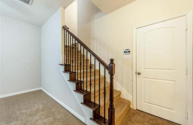 7868 Oxer Drive Gallery 4