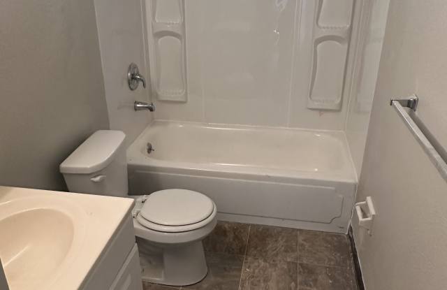 228 ELLIOTT ROAD - 228 Elliott Road, Monroeville, PA 15146