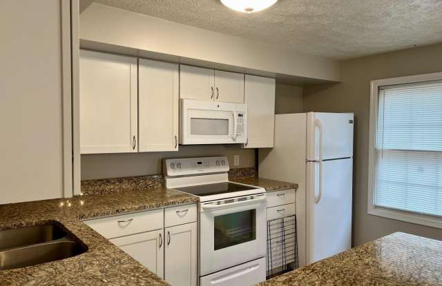 500 RIDGECREST CT Gallery 3