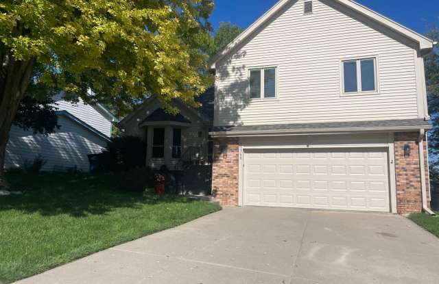 Beautifully Updated Pepperwood Three Bedroom! - 15368 Nicholas Street, Omaha, NE 68154