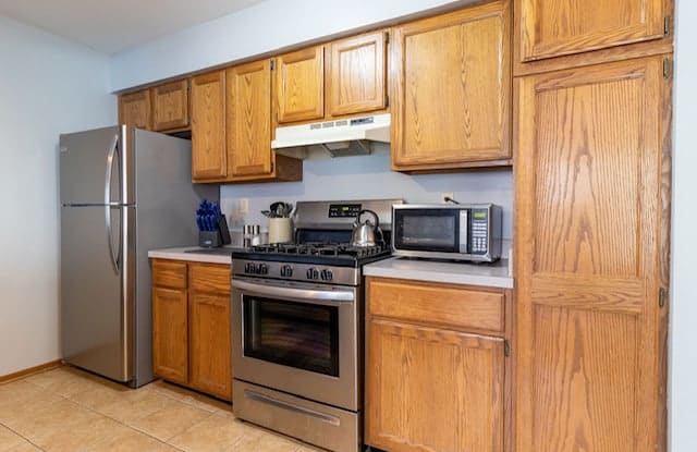 373 Johelia Trail - 373 Johelia Trail, Antioch, IL 60002