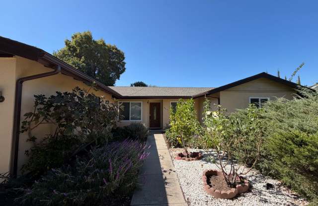 Lovely Remodeled 4 bedroom 2.5 bathroom home in the coveted Mountain View School District Gallery 1