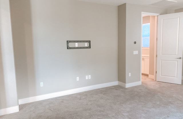 Gorgeous Townhouse in Dublin Available January! - 4151 Midlands Court, Dublin, CA 94568