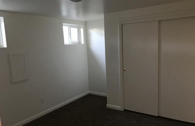 3500 W Berry Pl Gallery 4