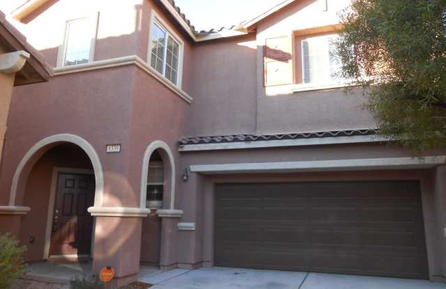 Fantastic 2 Story Home in Mountains Edge with Community Pool Gallery 3