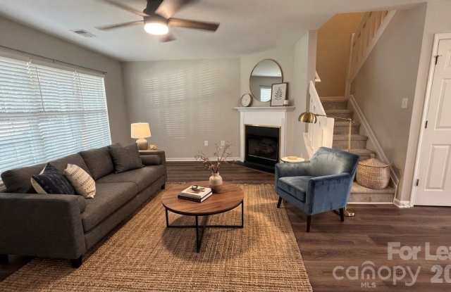 12571 Bluestem Lane Gallery 2