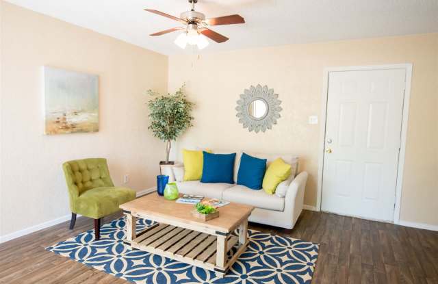 2013 Taxco Rd # 7 Gallery 3