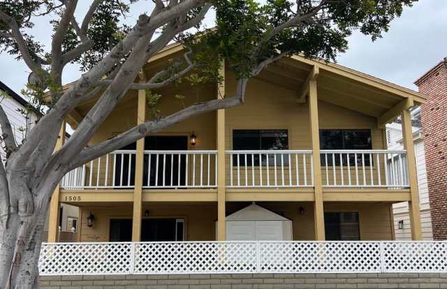 Beachside Living on Balboa Peninsula - Completely Renovated Upper Unit photos photos