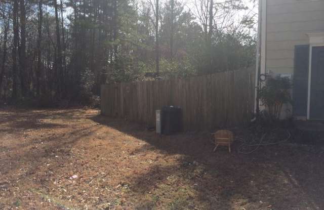5645 Wells Circle Gallery 3