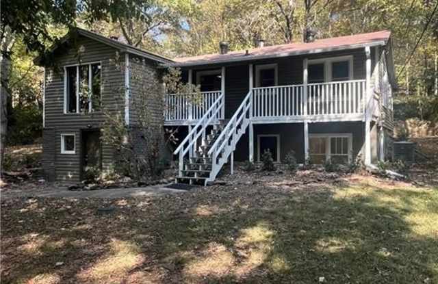 872 Butterfield  AVE photos photos
