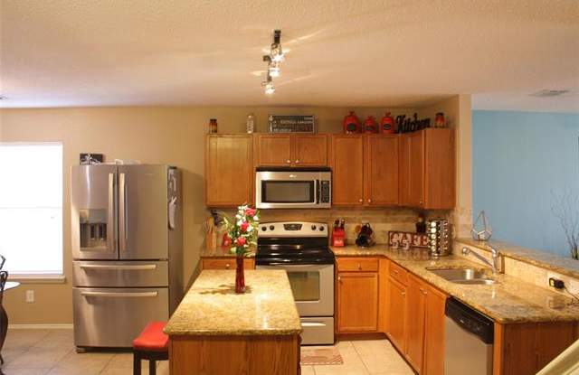 2433 Graystone Drive Gallery 4