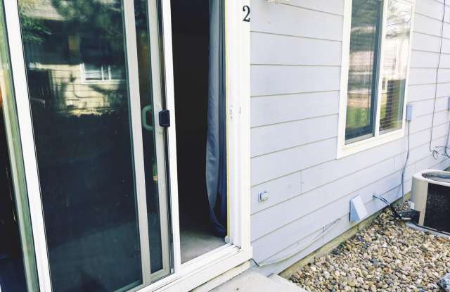 Spacious 3 Bedroom Townhome in Fort Collins Available for August! photos photos