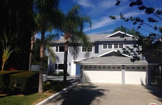 21315 MULHOLLAND Drive Gallery 2