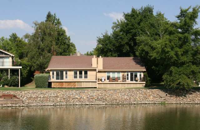 6935 Lindero Lane Gallery 1