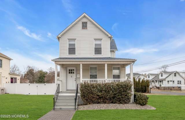 323 Roosevelt Avenue photos photos