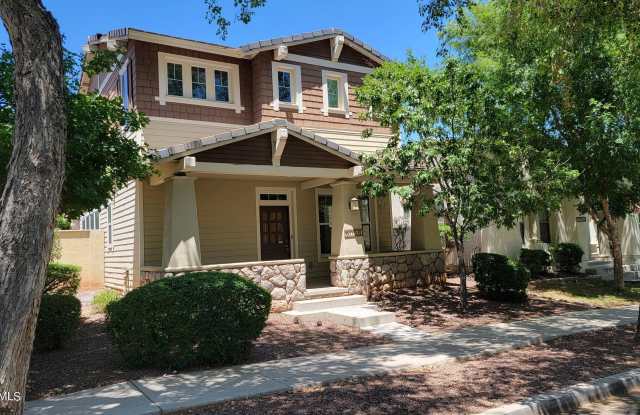 21156 W Elm Way Gallery 2