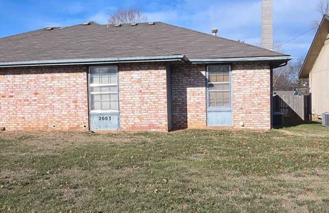 2000 Square feet Duplex Southeast! $1195 photos photos