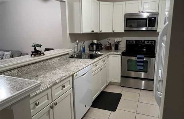 4334 NW 9th Ave - 4334 Northwest 9th Avenue, Deerfield Beach, FL 33064